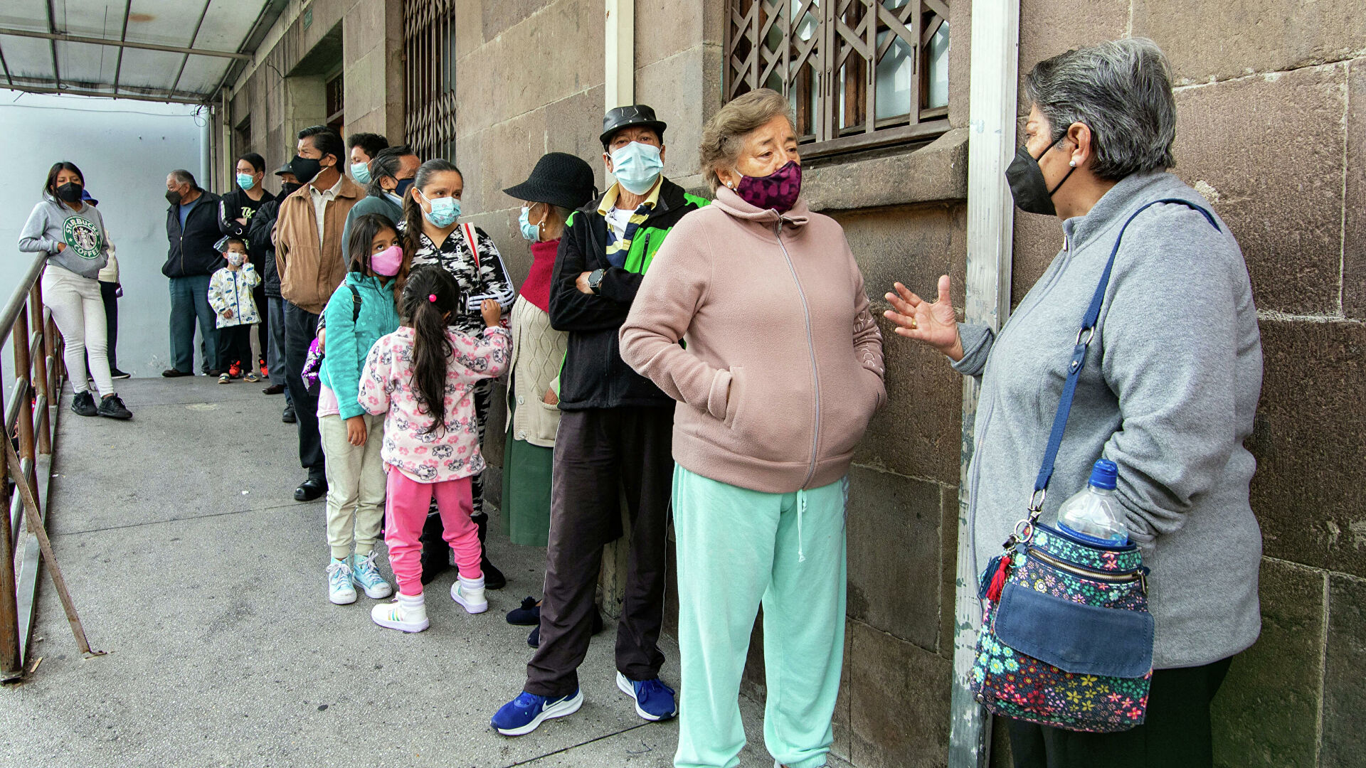 Quito vuelve a alerta naranja