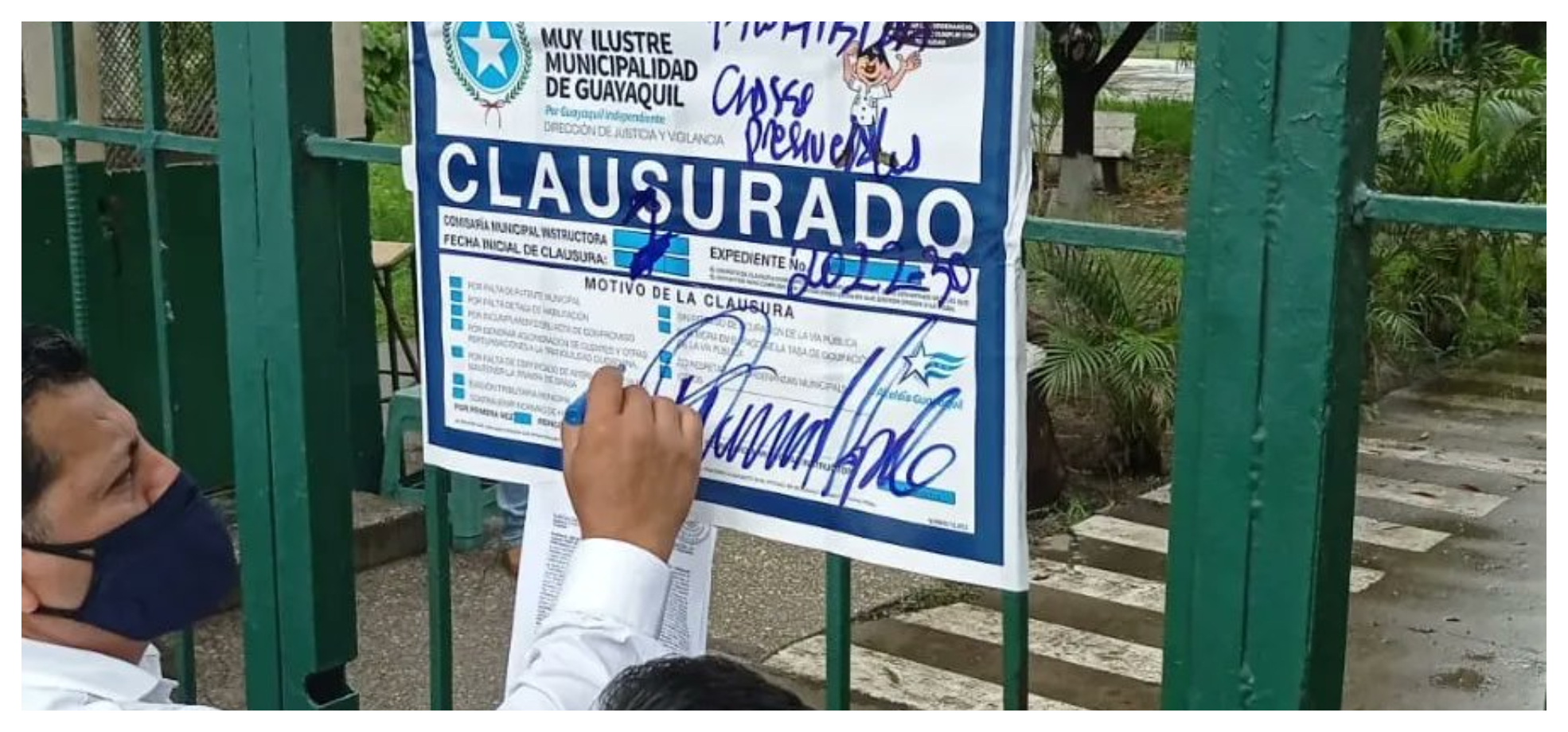 Guayaquil clausura colegios por retornar a clases presenciales