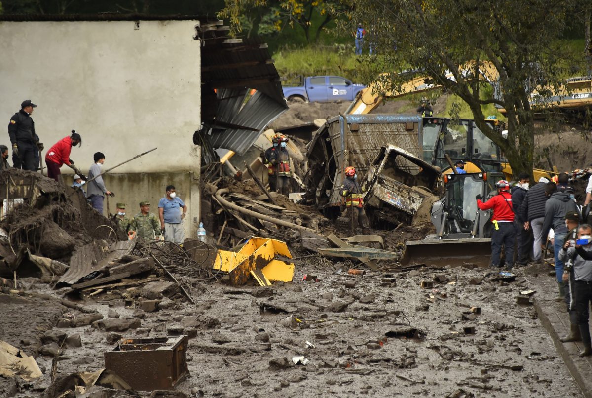 Muerte y destrucción tras aluvión en Quito